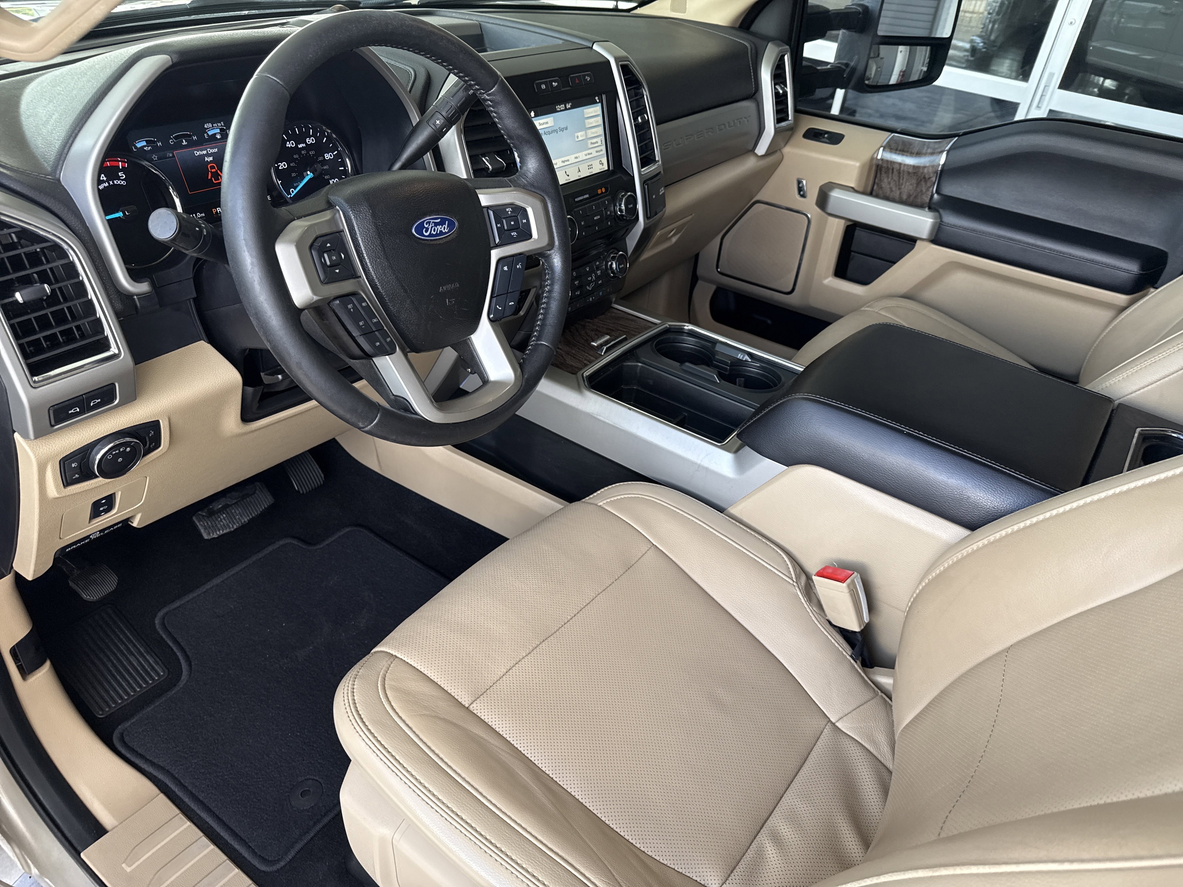 Used 2018 Ford F250 Lariat w/ Lariat Value Package AWD/4WD image 24