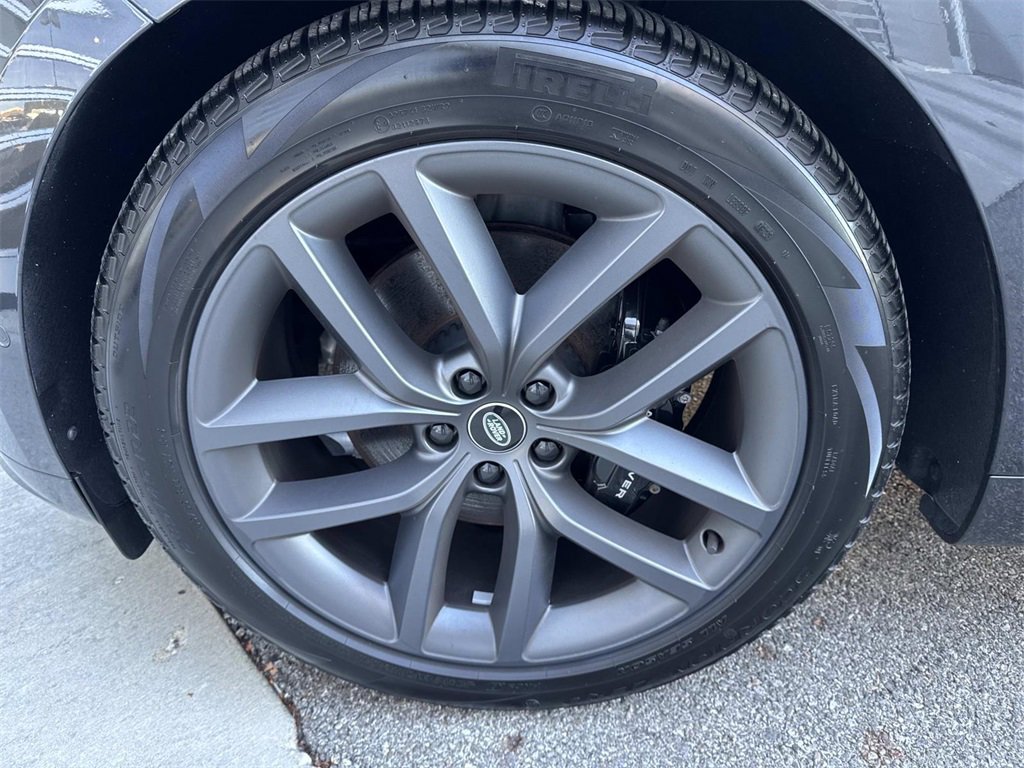 Used 2023 Land Rover Range Rover Sport SE Dynamic image 11