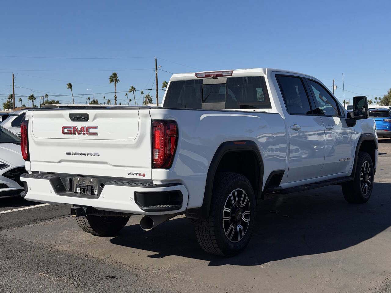 Used 2021 GMC Sierra 2500 AT4 w/ AT4 Premium Plus Package AWD/4WD image 12