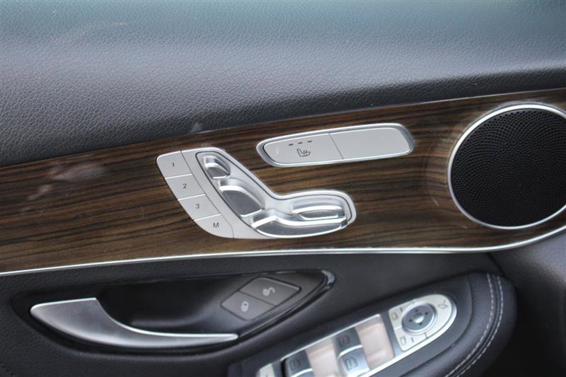 Used 2019 Mercedes-Benz GLC 300 GLC 300 image 12