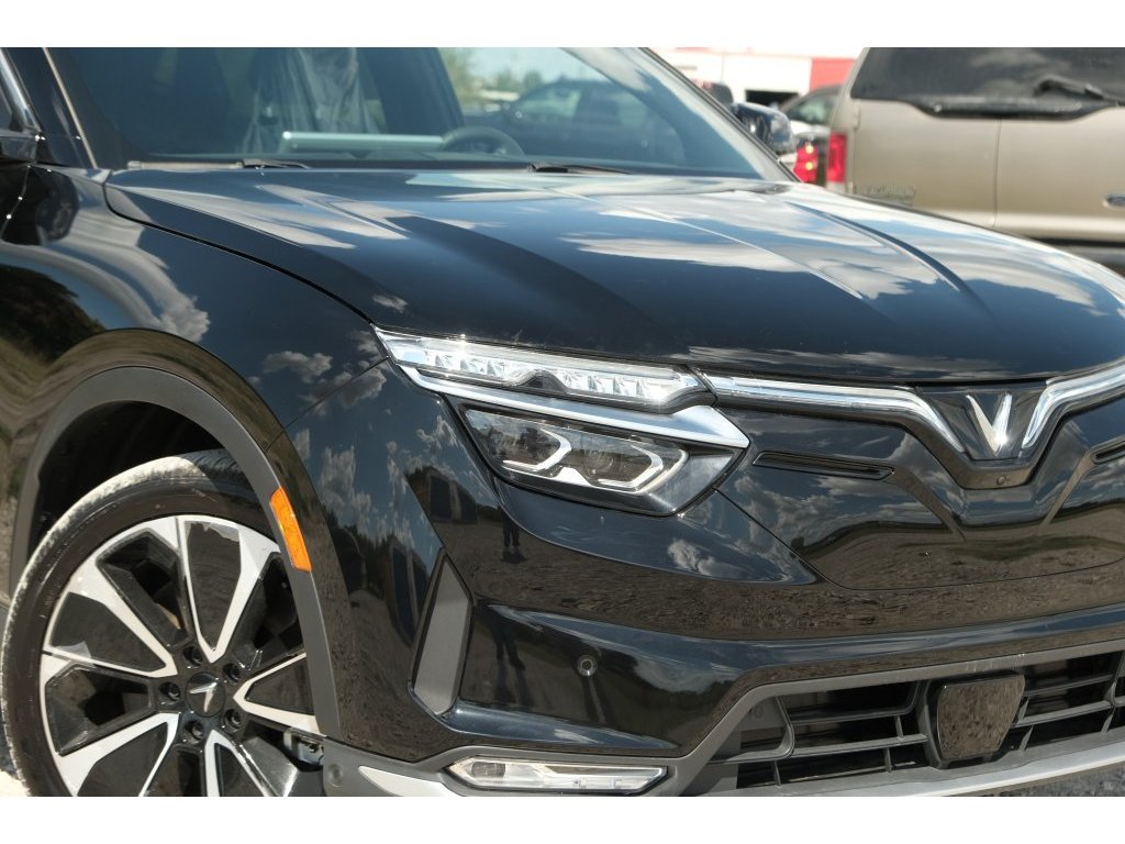 Used 2024 VinFast VF 8 Plus AWD/4WD image 7