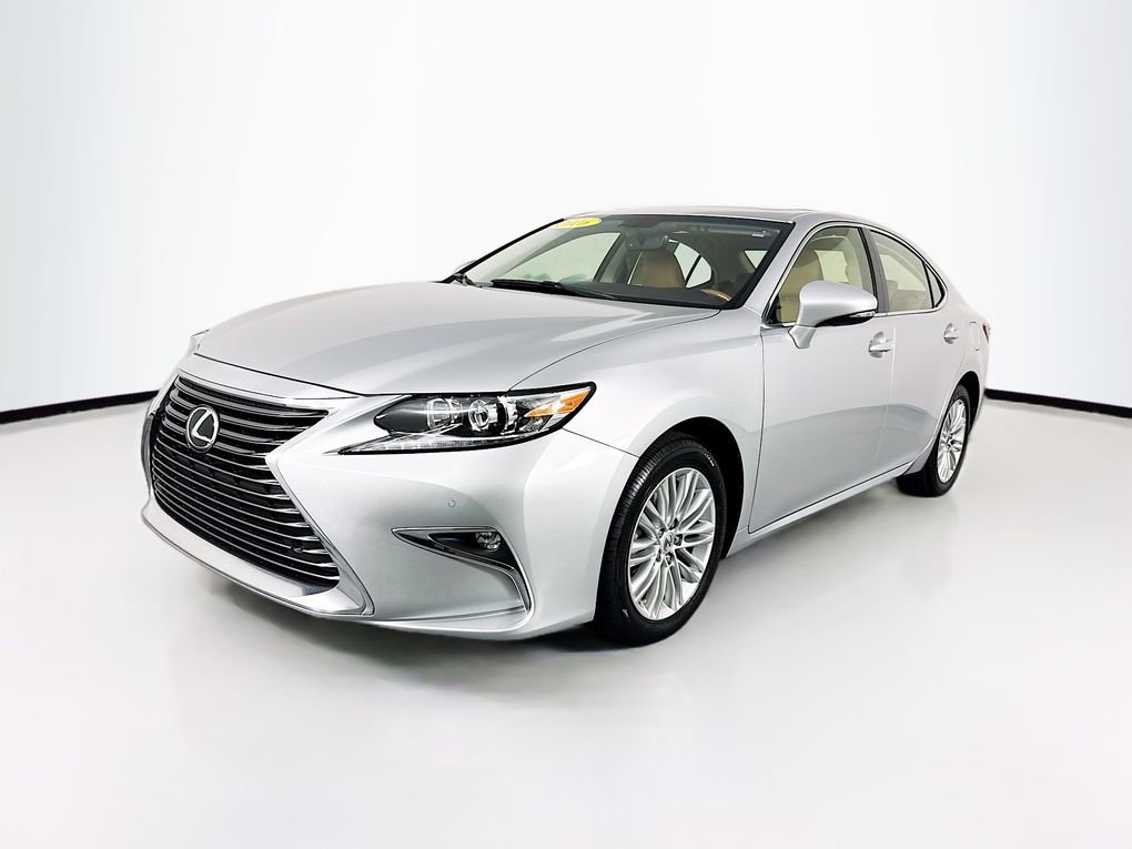 Used 2016 Lexus ES 350 w/ Premium Package w/Wood Trim FWD image 3