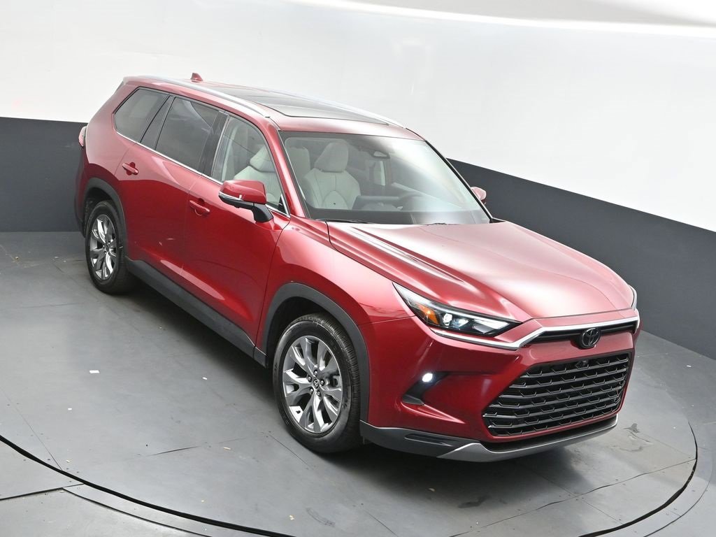 Used 2025 Toyota Grand Highlander FWD image 41