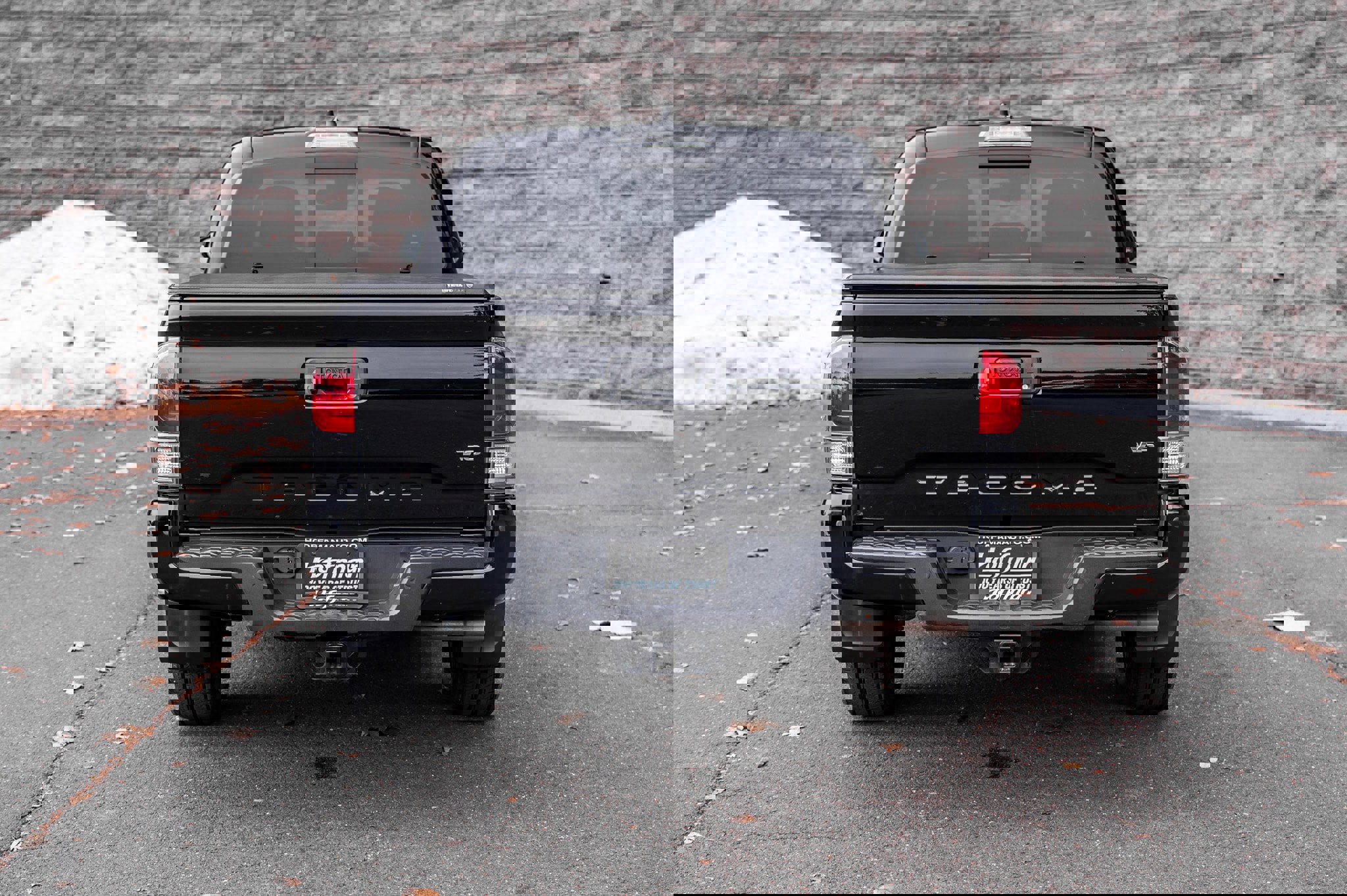 Certified 2023 Toyota Tacoma TRD Sport w/ Technology Package image 8