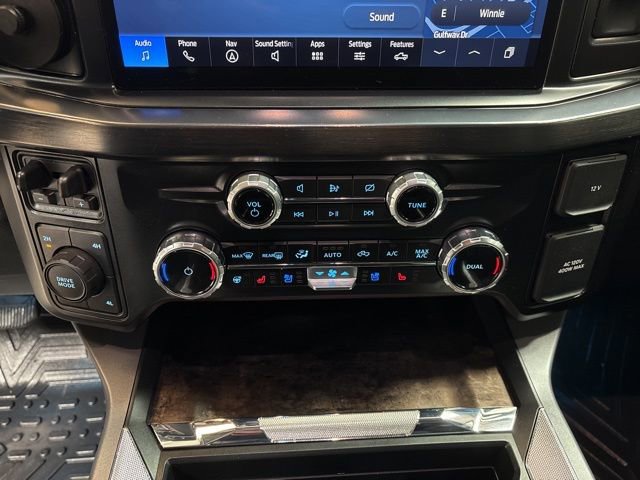 Used 2024 Ford F350 Lariat w/ FX4 Off-Road Package image 19