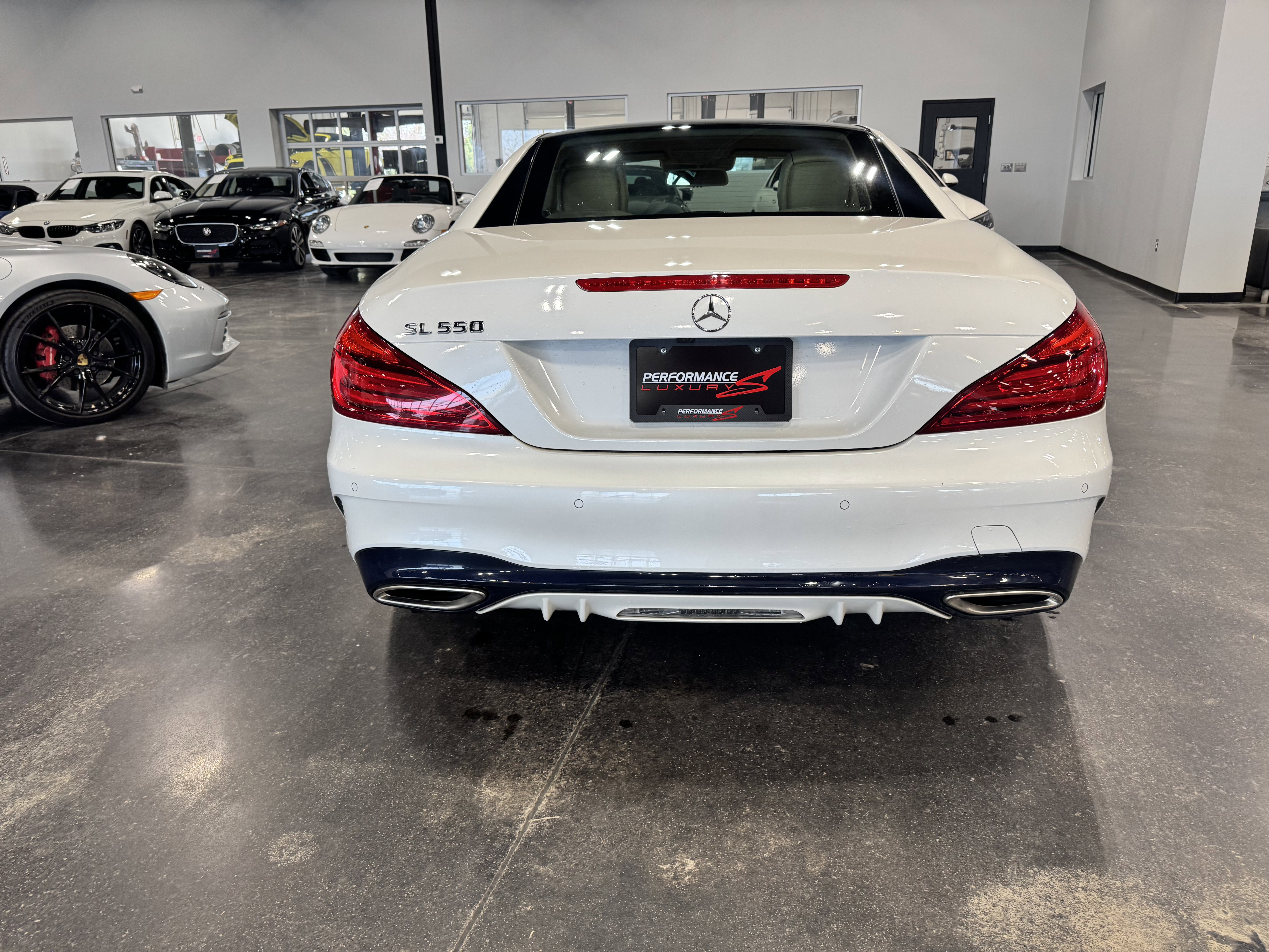 Used 2020 Mercedes-Benz SL 550 w/ Driver Assistance Package image 20