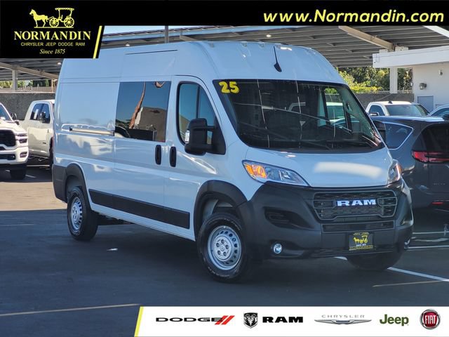 Used 2025 RAM ProMaster 2500 w/ Crew Van Package