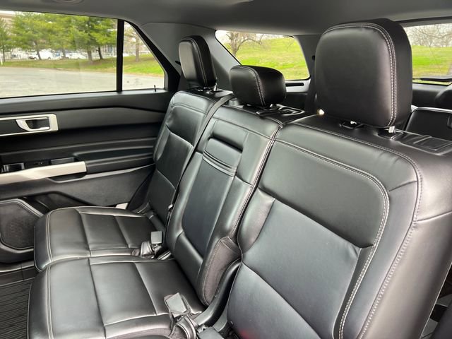 Used 2023 Ford Explorer XLT w/ Equipment Group 202A image 24