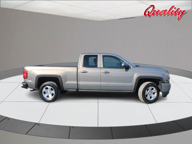 Used 2017 Chevrolet Silverado 1500 LT w/ All Star Edition image 2