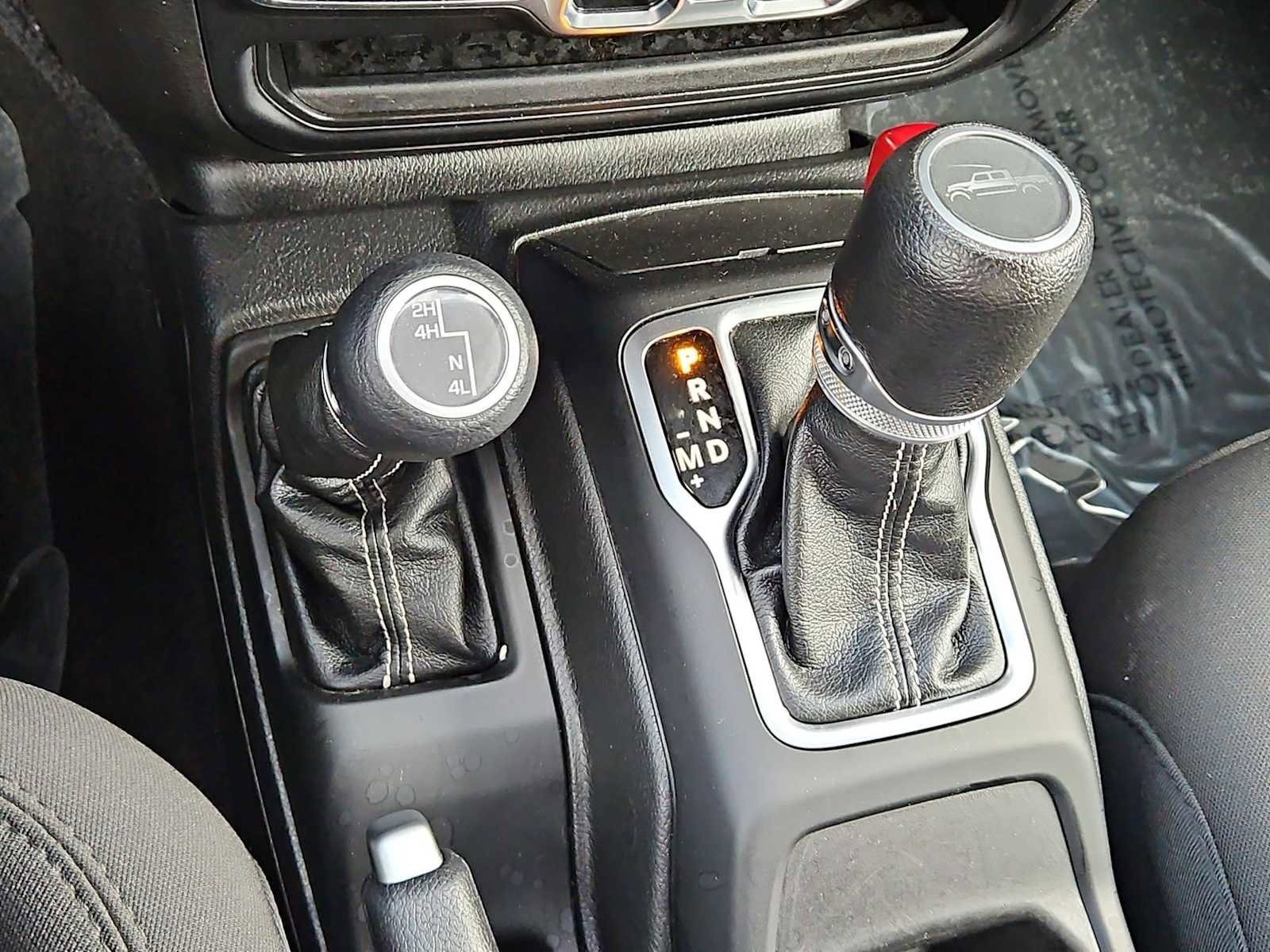 Used 2023 Jeep Gladiator Overland image 30