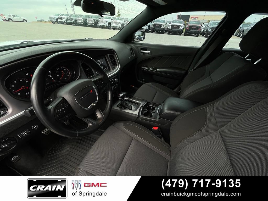 Used 2021 Dodge Charger SXT w/ Blacktop Package RWD image 9