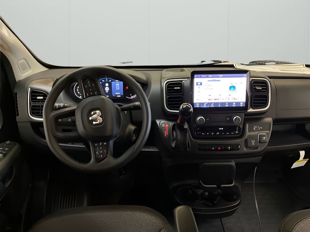 New 2025 RAM ProMaster 1500 w/ Quick Order Package 22G SLT image 10