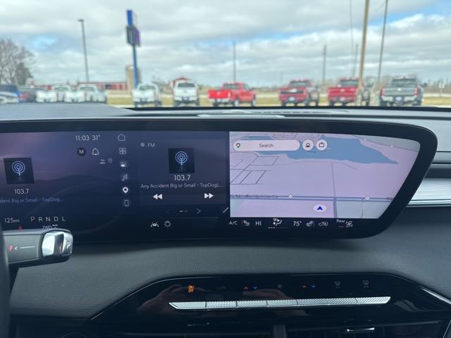 Used 2025 Buick Enclave Preferred w/ Trailering Package, 5000 lbs. image 32