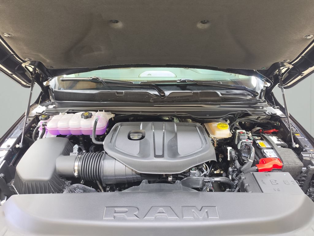 New 2027 RAM 1500 Laramie w/ Night Edition AWD/4WD image 9