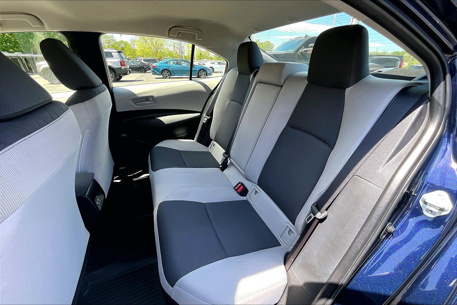 Used 2025 Toyota Corolla LE image 24