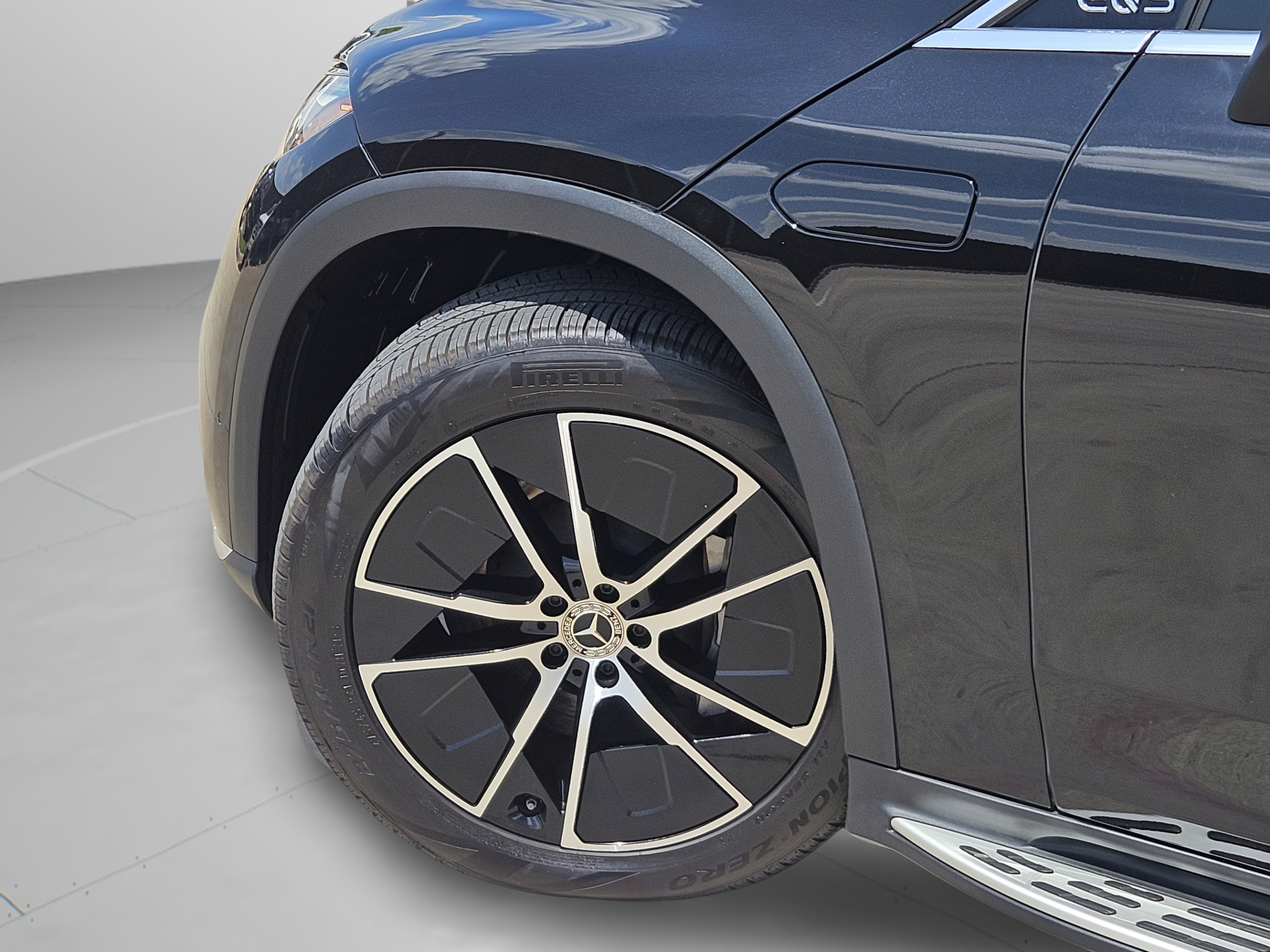 Certified 2023 Mercedes-Benz EQS 450+ SUV image 22