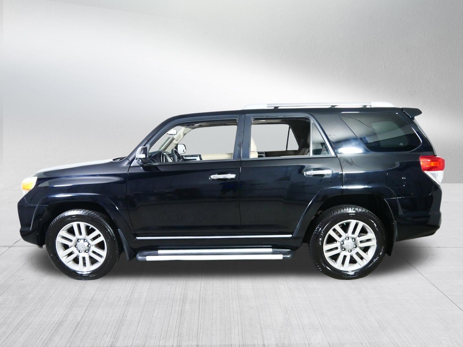 Used 2012 Toyota 4Runner Limited w/ Convenience Pkg AWD/4WD image 4