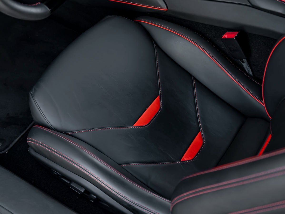 Used 2021 Lamborghini Huracan EVO image 14