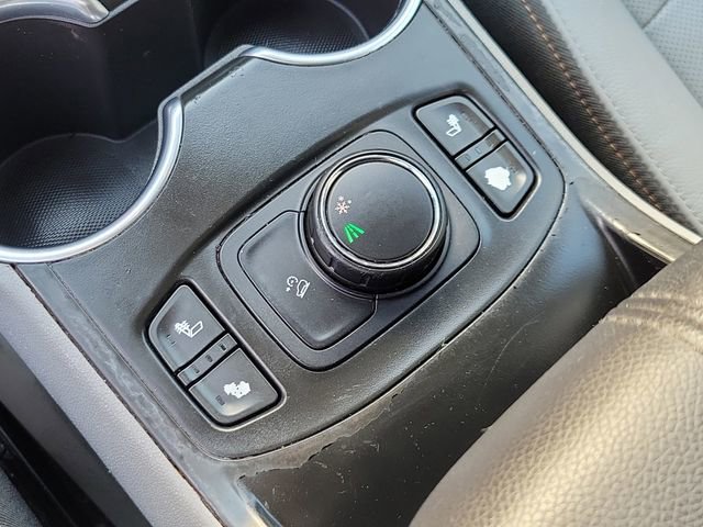Used 2019 GMC Terrain SLT FWD image 30