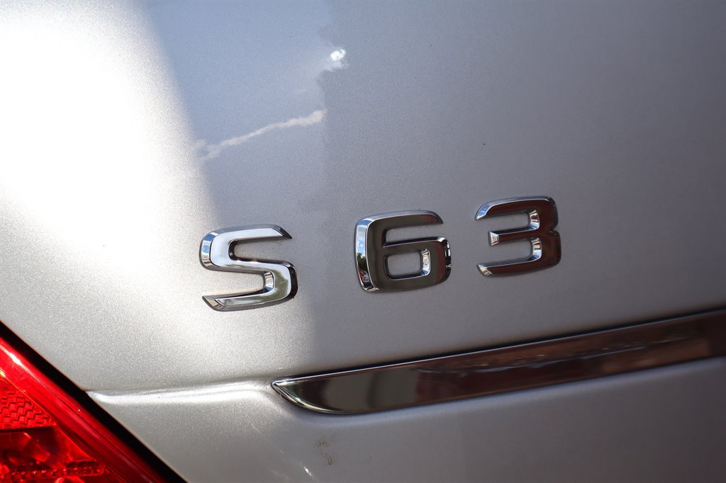 Used 2010 Mercedes-Benz S 63 AMG image 11