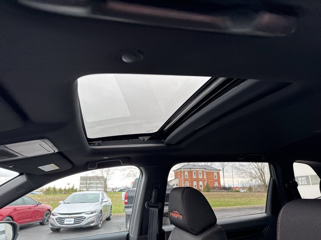 Certified 2026 Honda CR-V TrailSport image 32