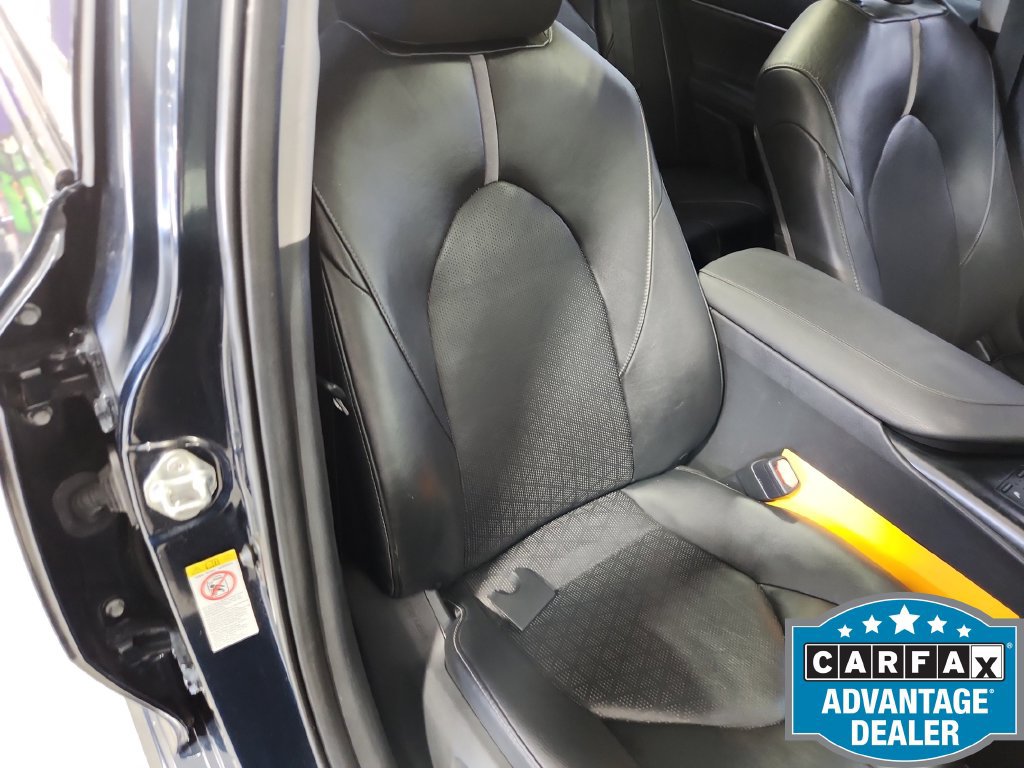 Used 2018 Toyota Camry XSE FWD image 25