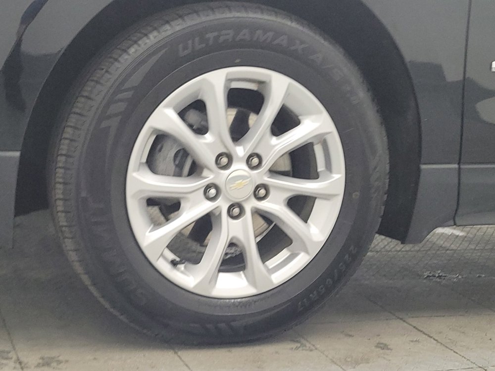 Used 2020 Chevrolet Equinox LT w/ Driver Convenience Package FWD image 31