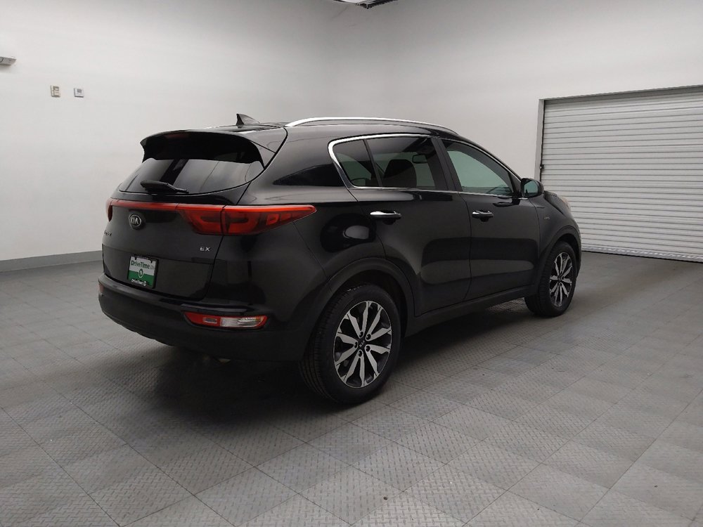 Used 2017 Kia Sportage EX image 9