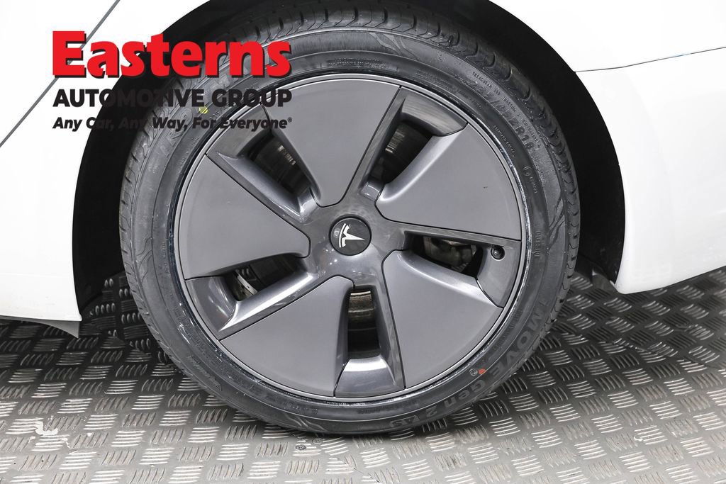 Used 2023 Tesla Model 3 Standard Range RWD image 8