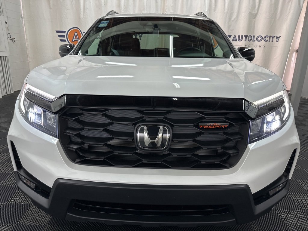 Used 2024 Honda Passport TrailSport image 4