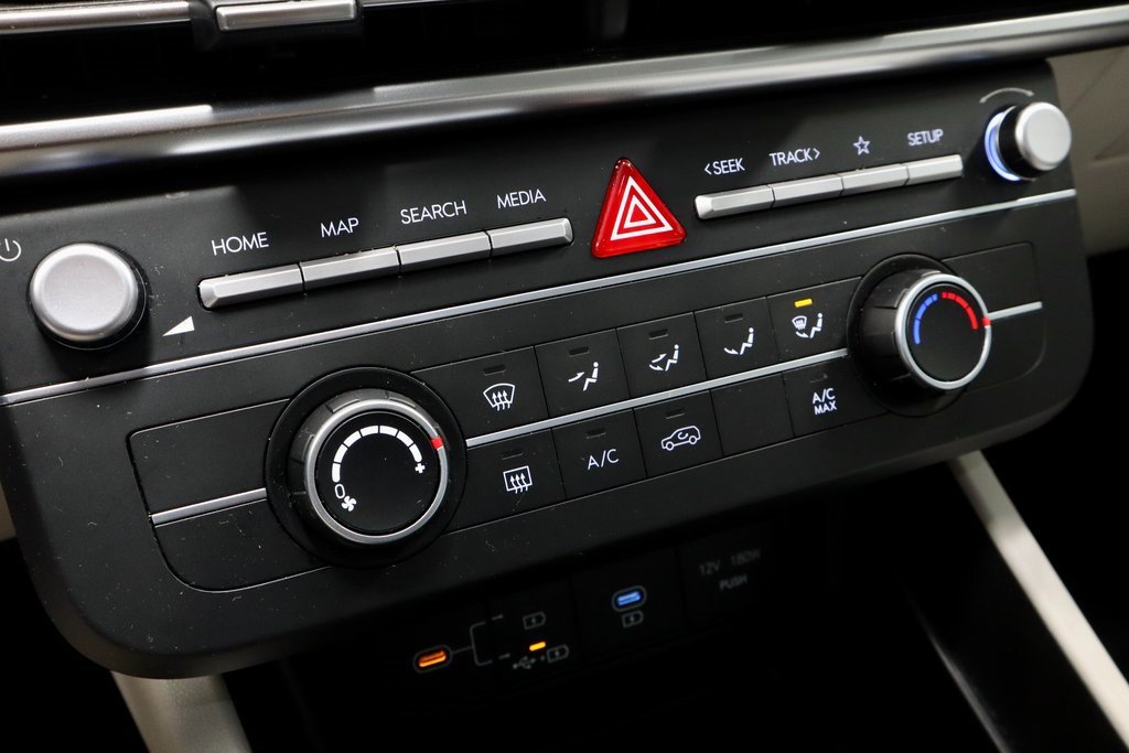 Used 2025 Hyundai Tucson SE image 29