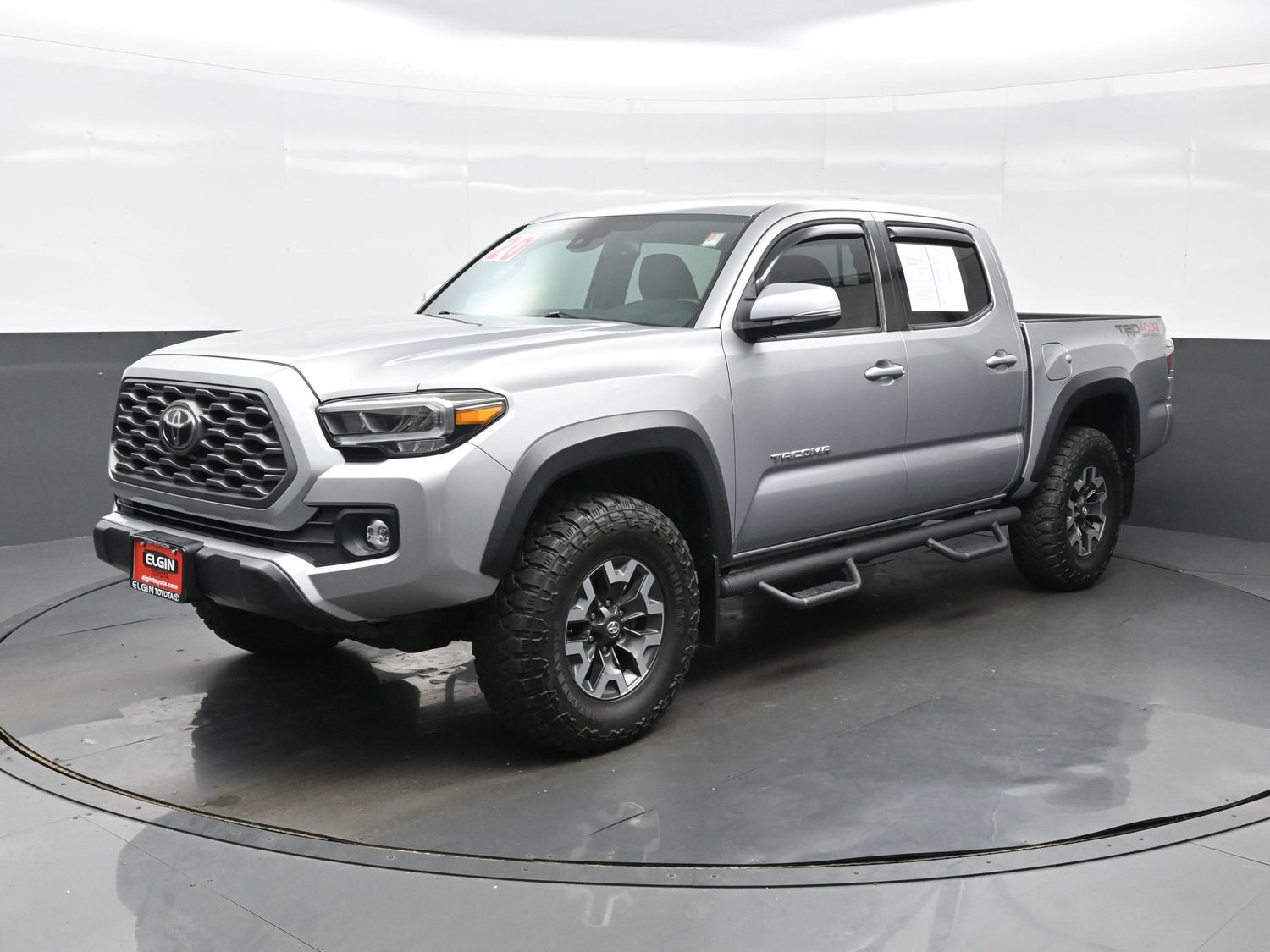 Used 2020 Toyota Tacoma TRD Off-Road w/ Technology Package AWD/4WD image 2