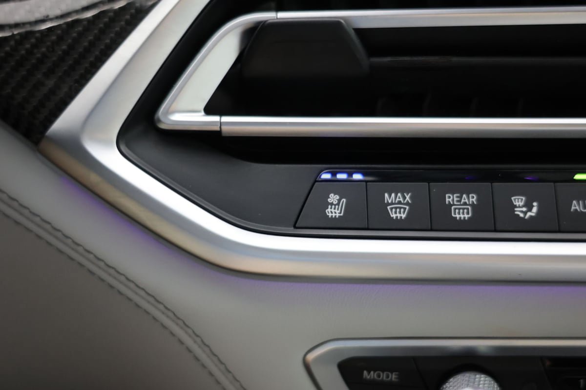 Used 2021 BMW X5 M w/ Competition Package AWD/4WD image 9