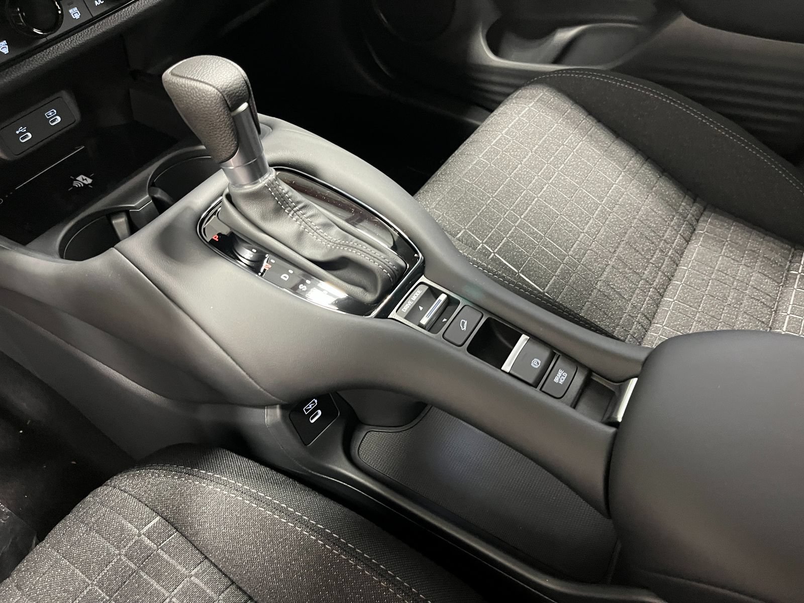 New 2027 Honda HR-V LX image 14
