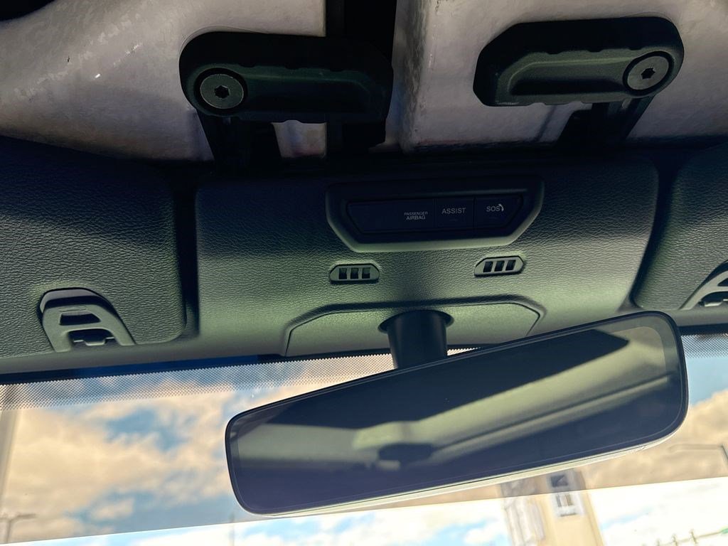 Used 2019 Jeep Wrangler Unlimited Rubicon AWD/4WD image 34