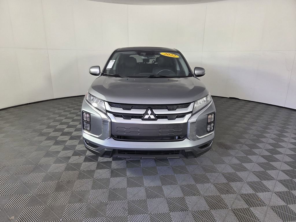 Used 2022 Mitsubishi Outlander Sport SE image 3