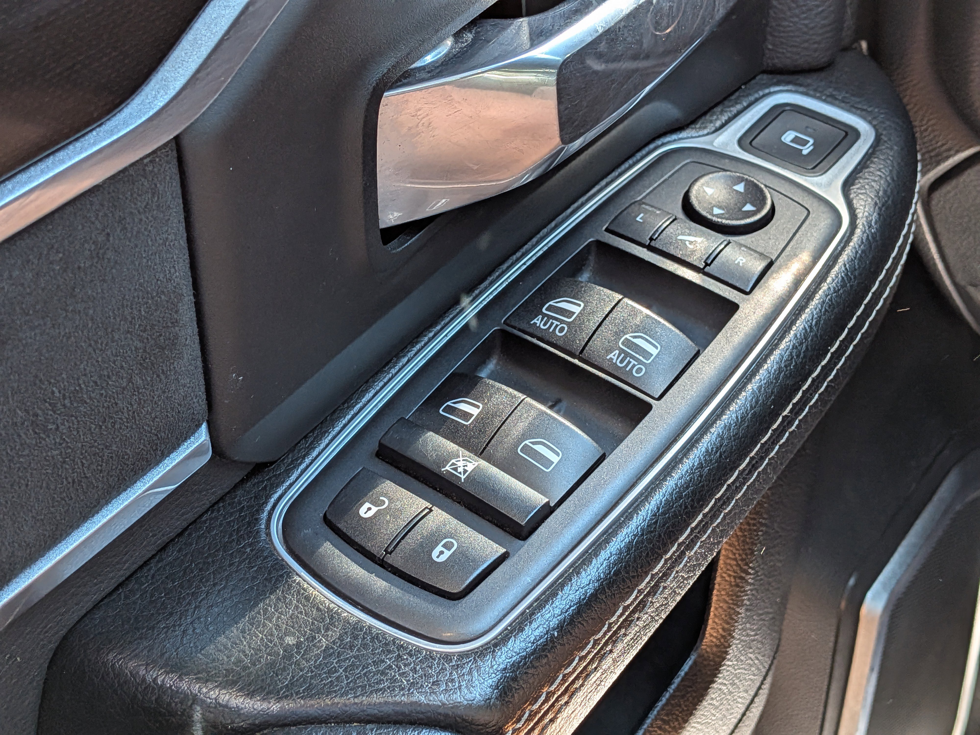 Used 2020 RAM 2500 Laramie image 23