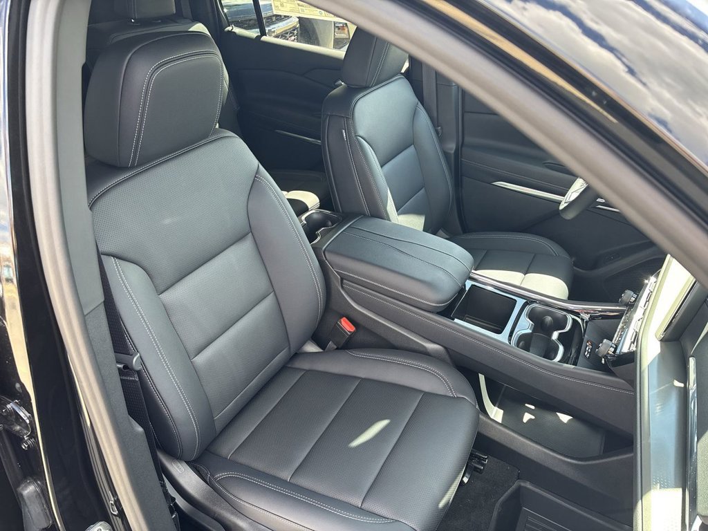 New 2027 Chevrolet Traverse LT w/ Driver Confidence Package AWD/4WD image 30