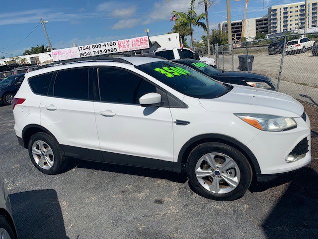 Used 2013 Ford Escape SE image 2