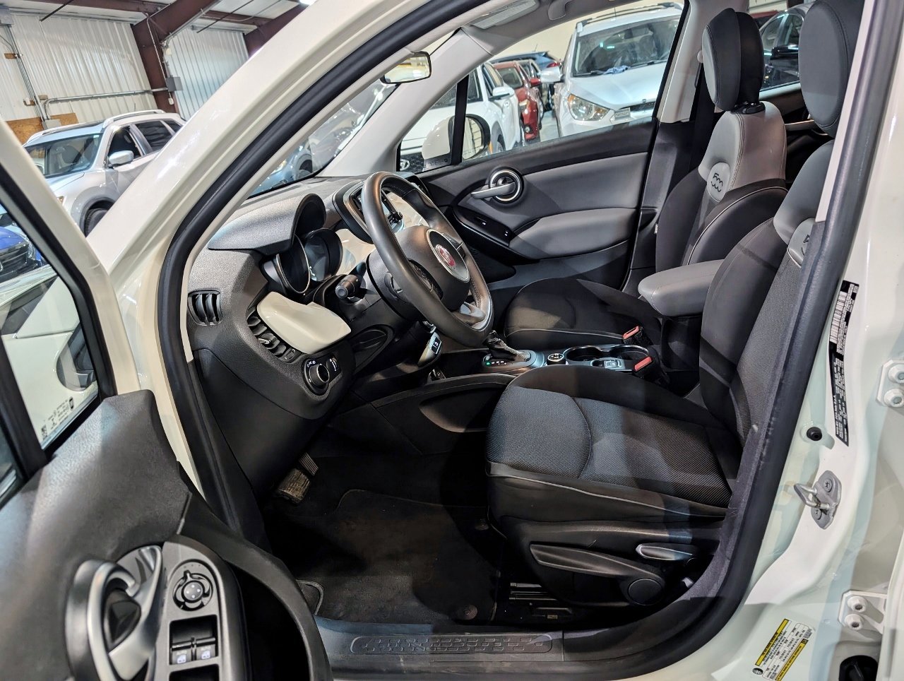 Used 2016 FIAT 500X Easy image 18