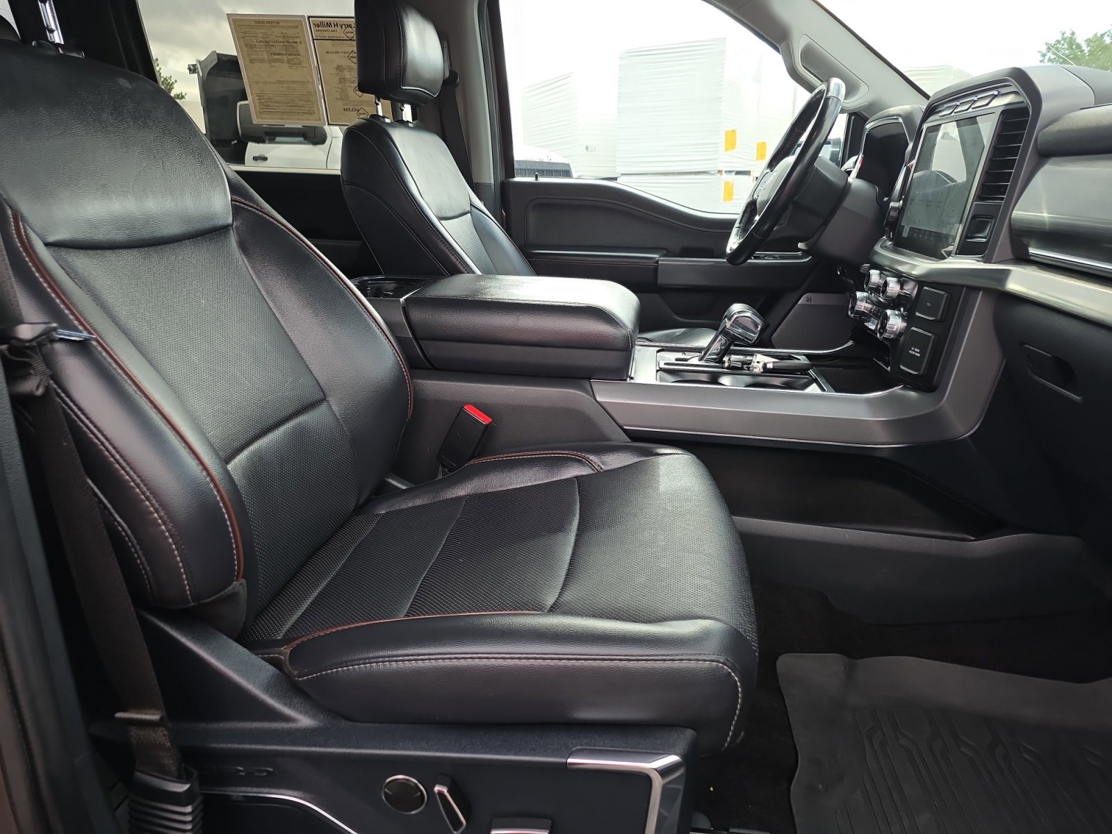 Used 2021 Ford F150 Lariat w/ Equipment Group 502A High image 25