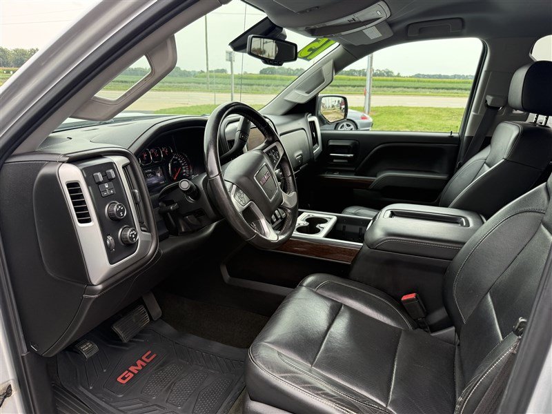 Used 2015 GMC Sierra 2500 SLT w/ Driver Alert Package AWD/4WD image 5