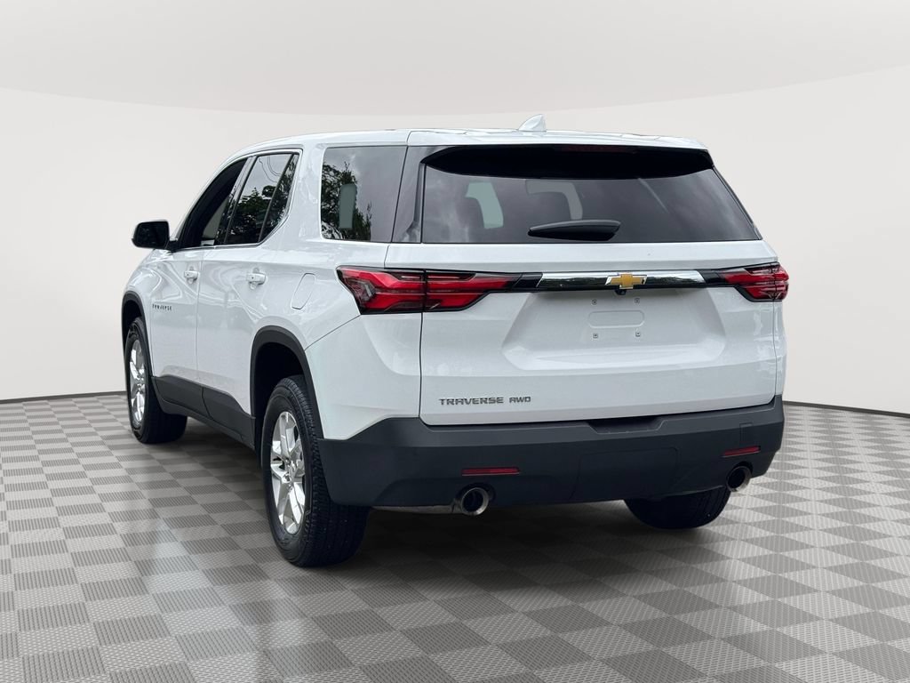 Used 2023 Chevrolet Traverse LS w/ Safety Package AWD/4WD image 6
