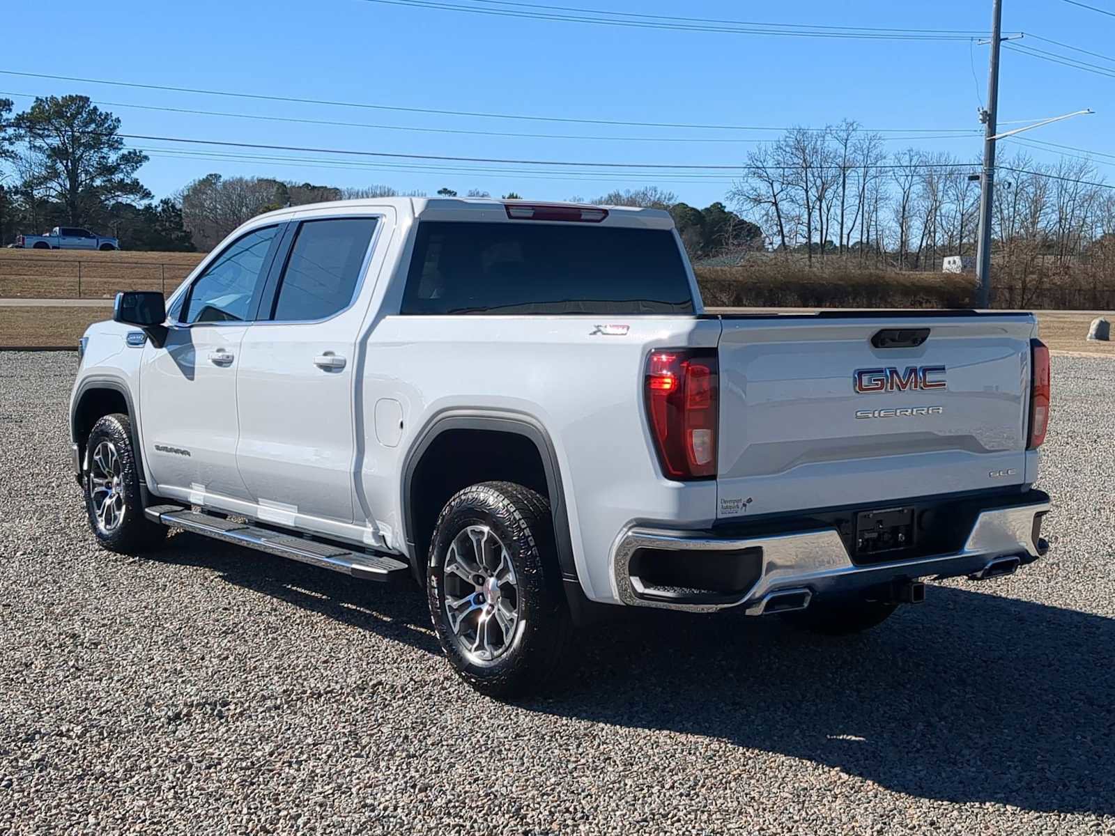 New 2026 GMC Sierra 1500 SLE w/ X31 Off-Road Package image 6
