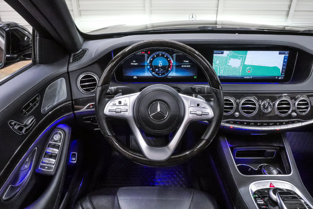 Used 2018 Mercedes-Benz S 560 Sedan image 20