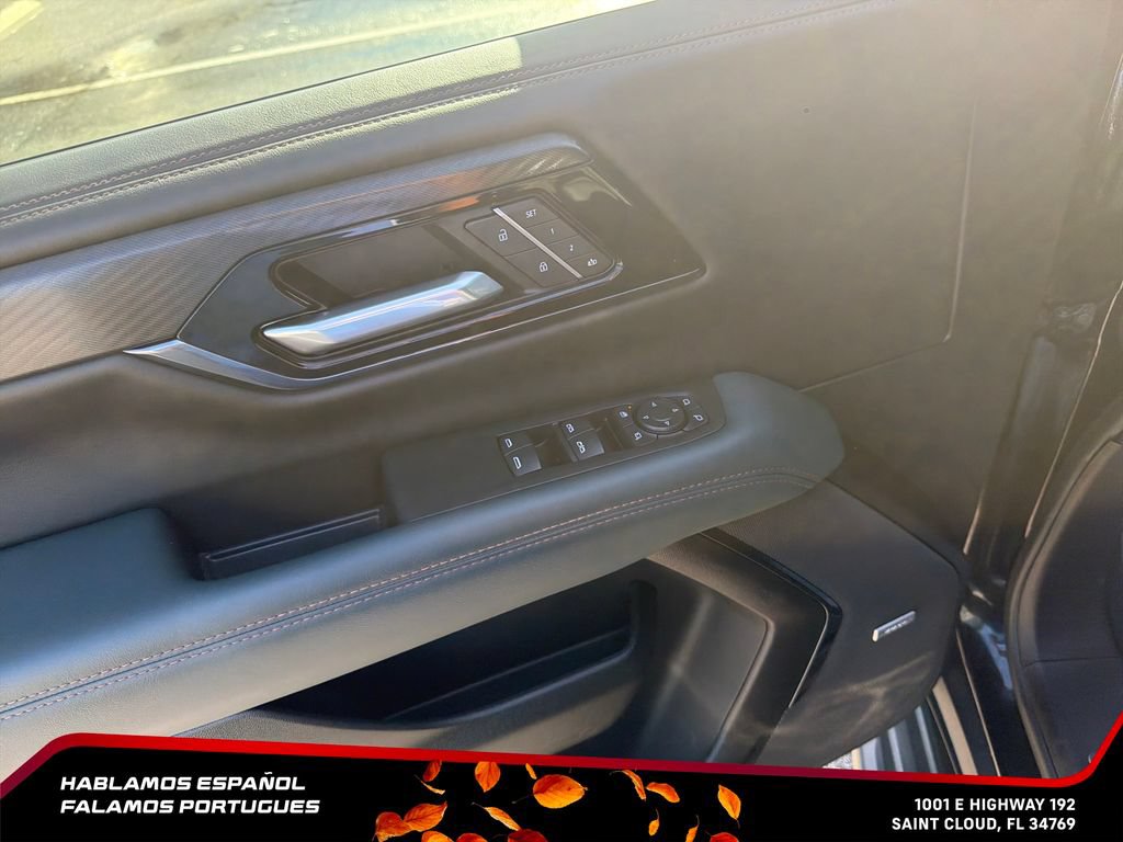 Used 2026 GMC Yukon XL AT4 AWD/4WD image 13