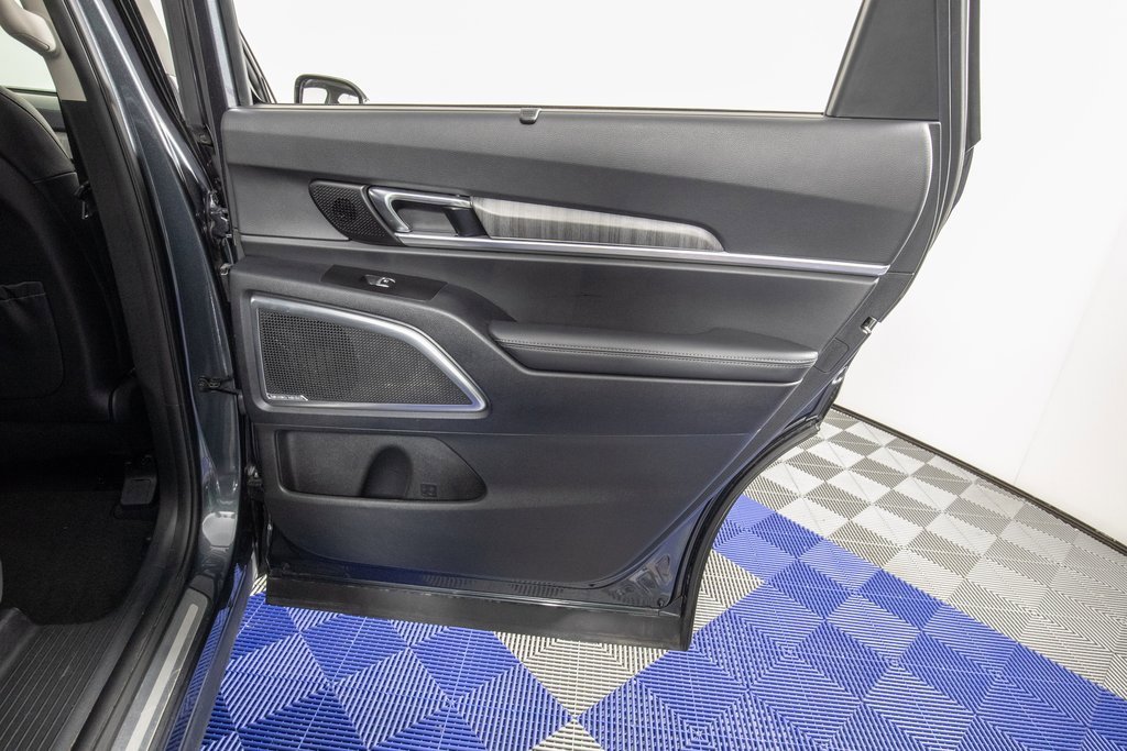 Used 2024 Kia Telluride SX image 18