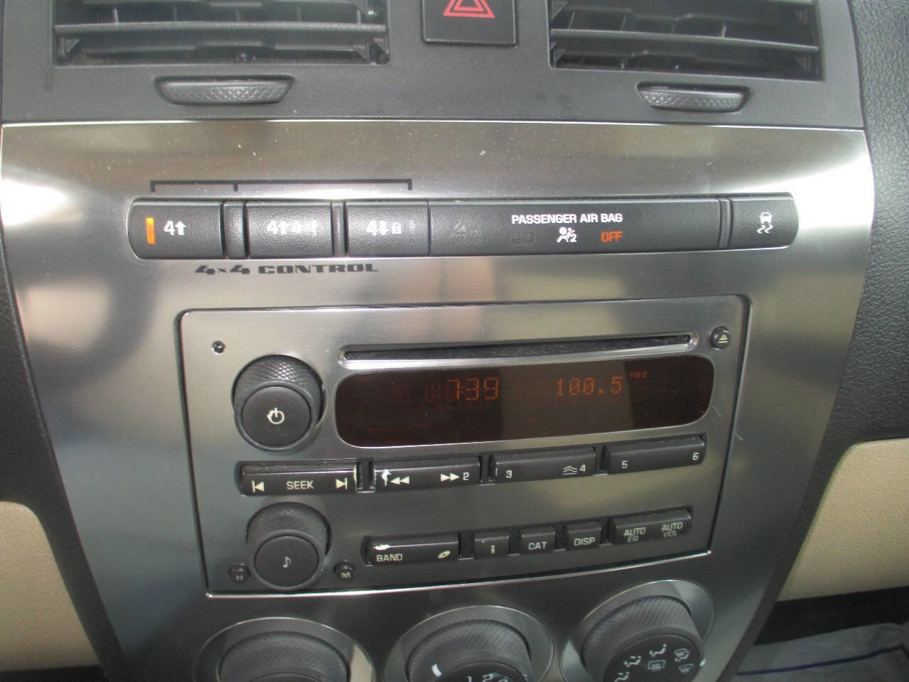 Used 2007 HUMMER H3 image 21