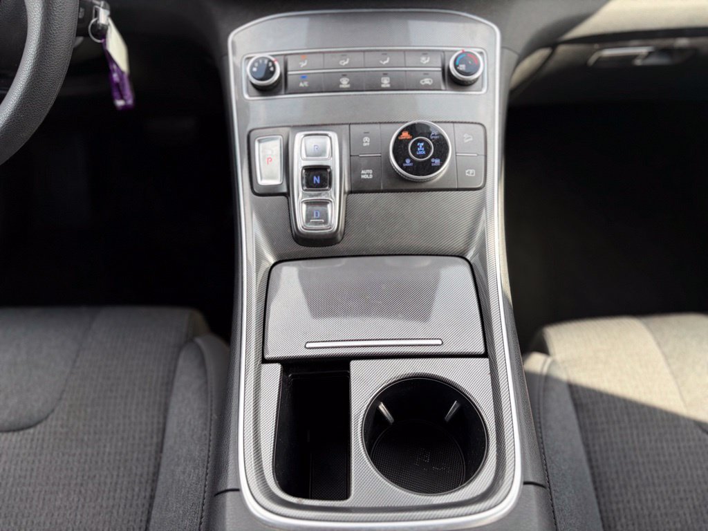 Used 2023 Hyundai Santa Fe SE AWD/4WD image 28