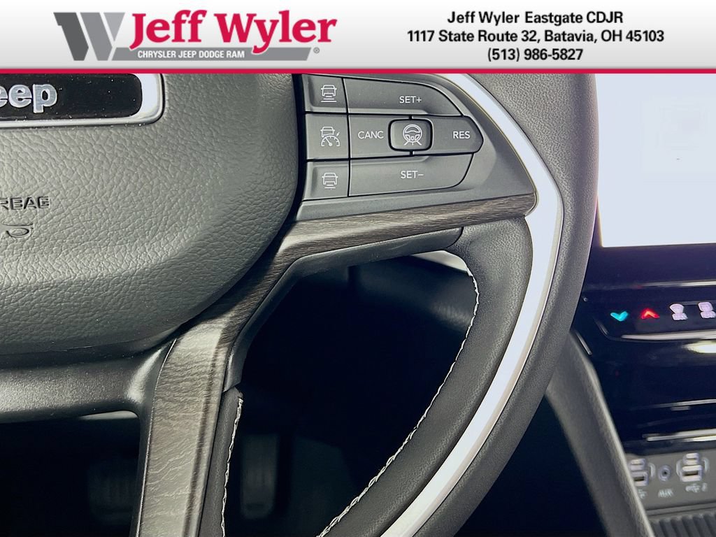 New 2026 Jeep Grand Cherokee Altitude AWD/4WD image 16